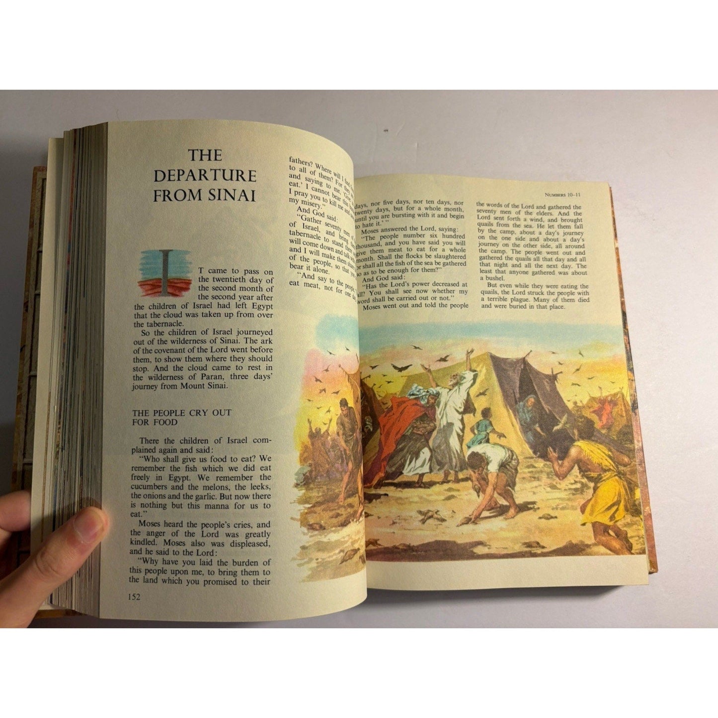 Children’s Bible Golden Press 1965 Hardcover Old New Testament Illustrated - Humphrey's Book Den