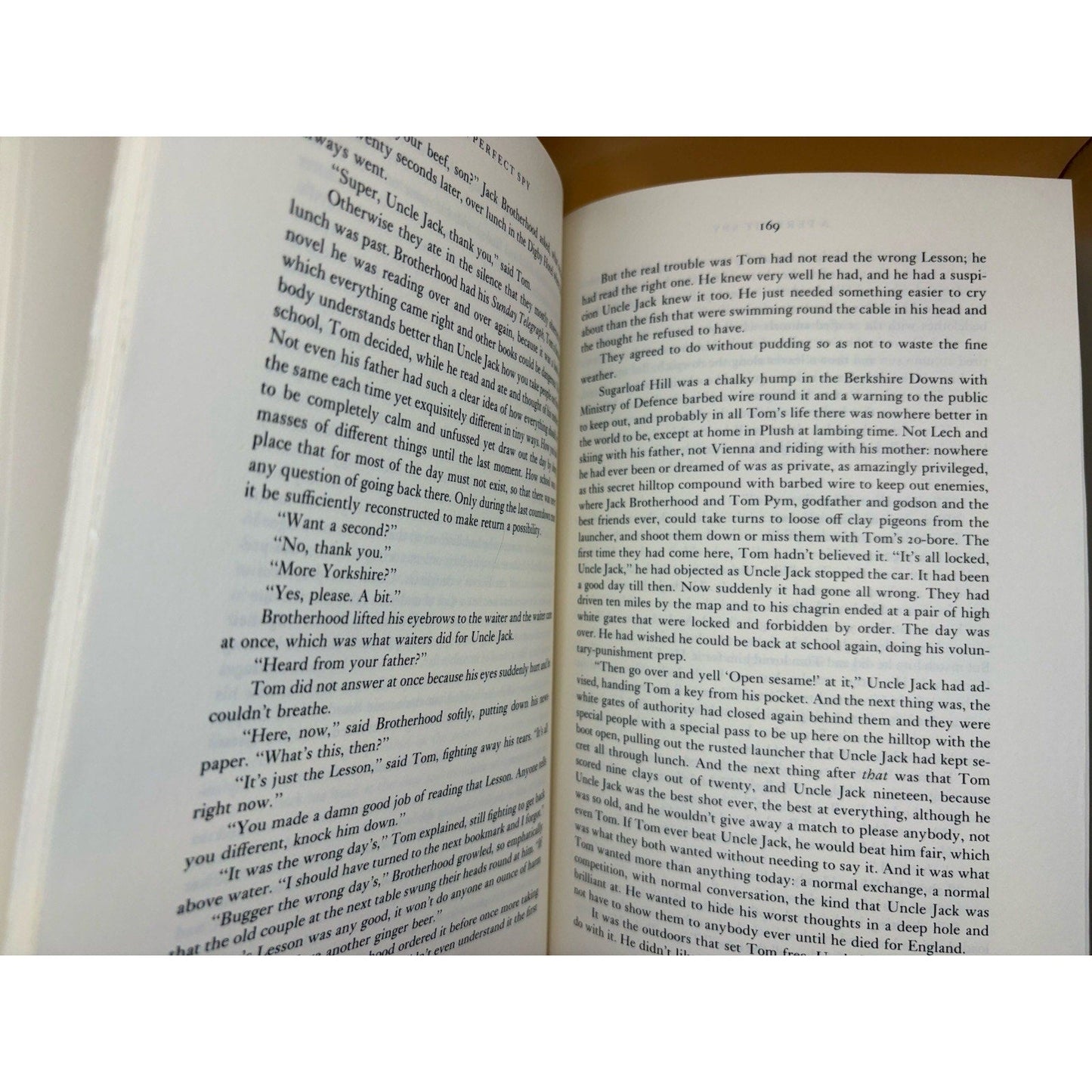 A Perfect Spy John le Carré 1986 Knopf True First Edition HC/DJ - Humphrey's Book Den