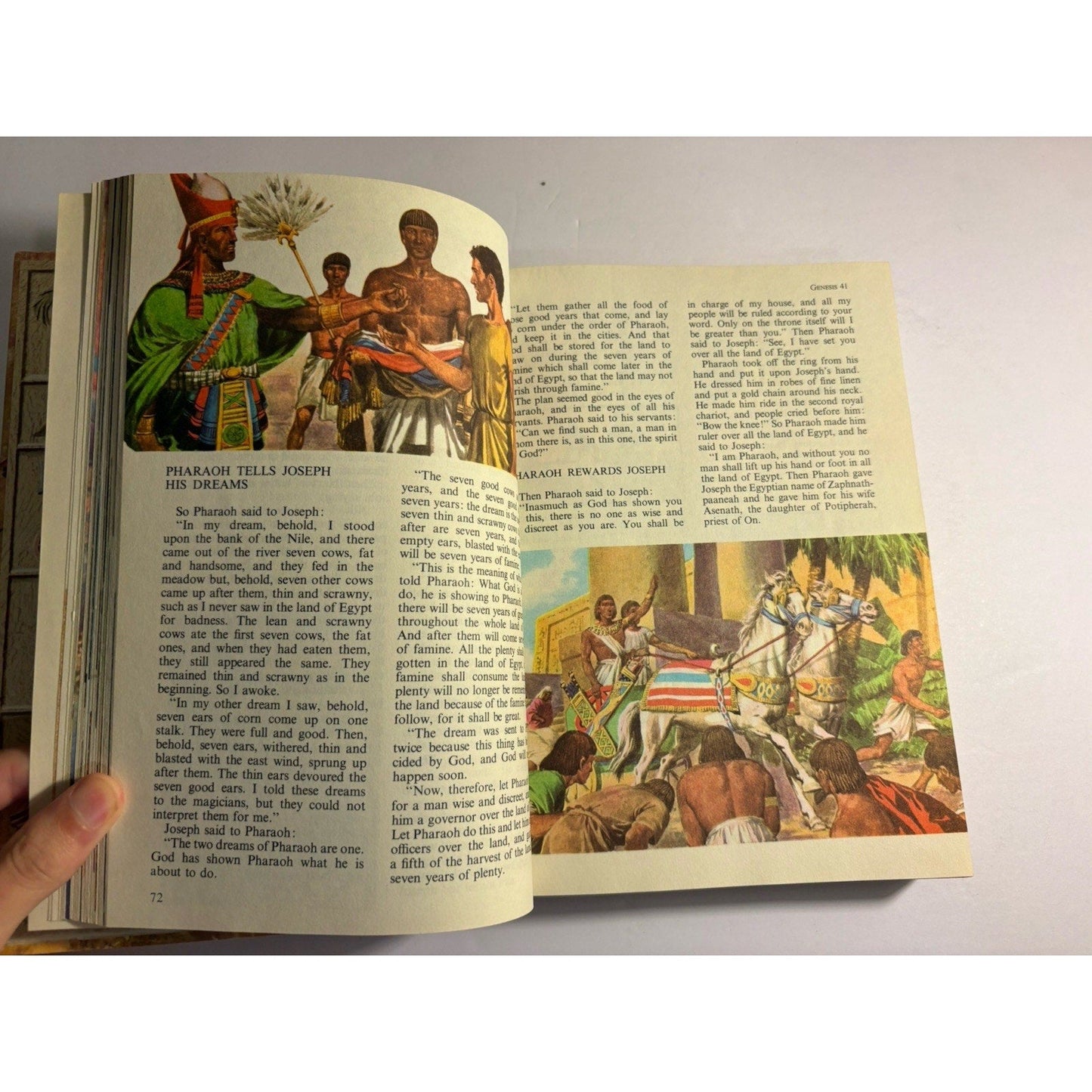 Children’s Bible Golden Press 1965 Hardcover Old New Testament Illustrated - Humphrey's Book Den