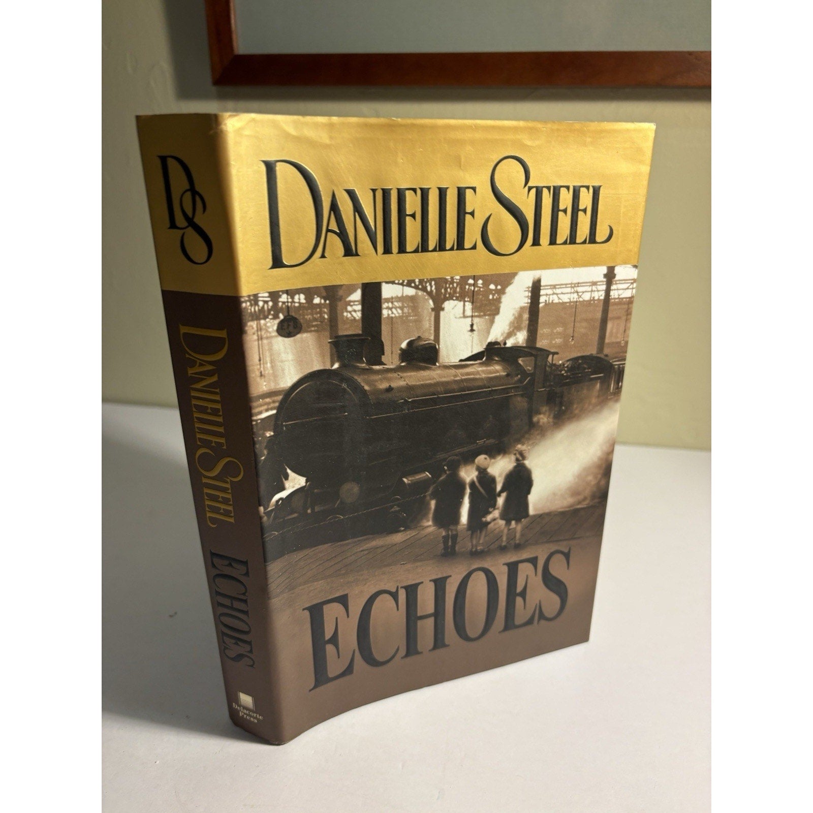 Danielle Steel Hardcover Lot 3 First Printings Crossings Wings Echoes - Humphrey's Book Den