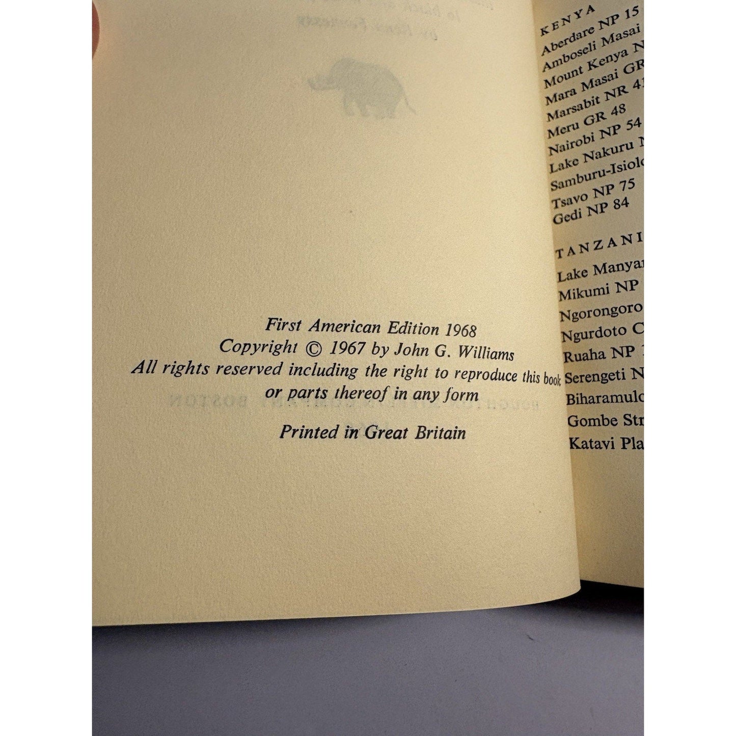 Lot of 3 Africa Wildlife Books – National Geographic & Field Guides - Humphrey's Book Den