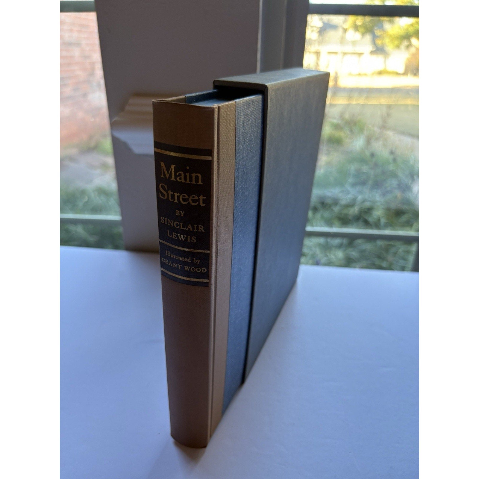 Main Street | by Sinclair Lewis | Heritage Press | 1965 | HC/SC | Sandglass - Humphrey's Book Den