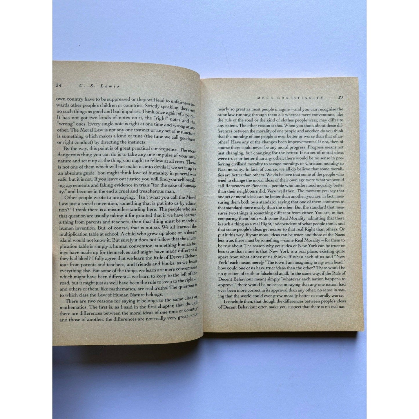 Mere Christianity by C.S. Lewis 1996 First Touchstone Edition Apologetics - Humphrey's Book Den