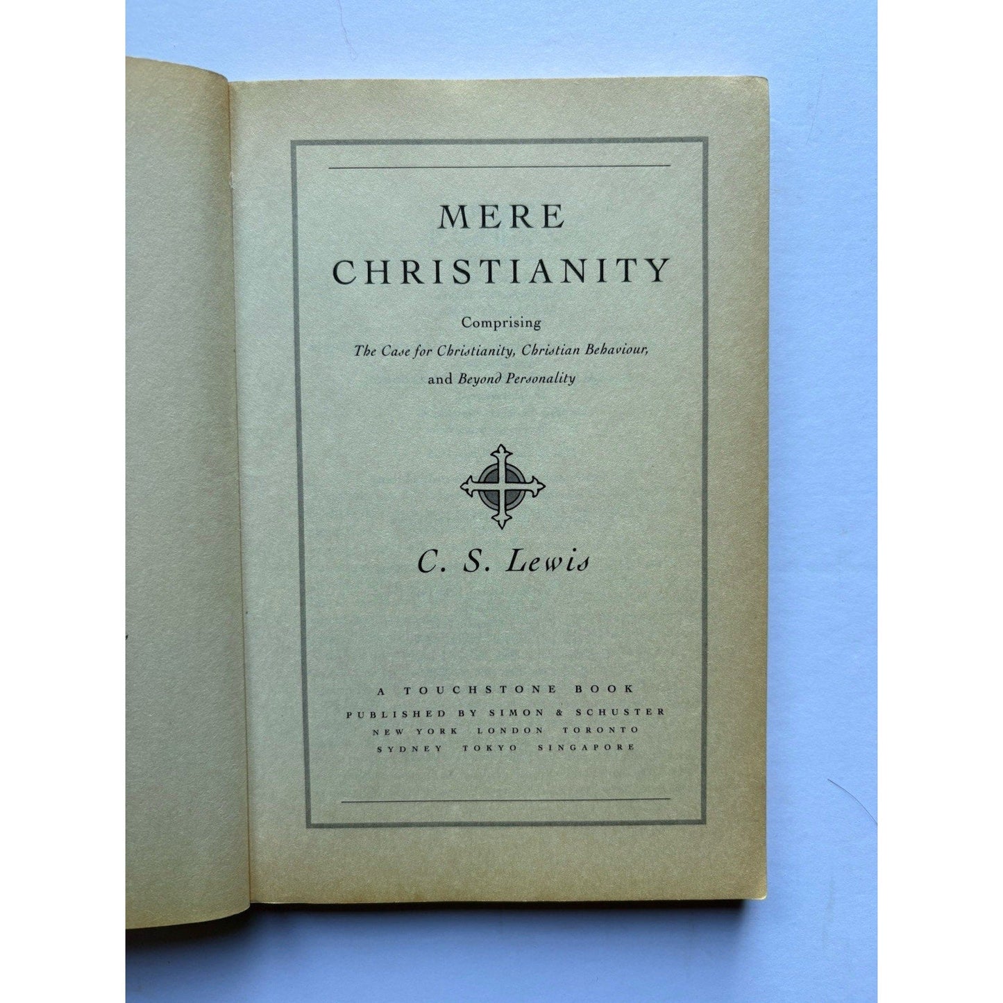 Mere Christianity by C.S. Lewis 1996 First Touchstone Edition Apologetics - Humphrey's Book Den