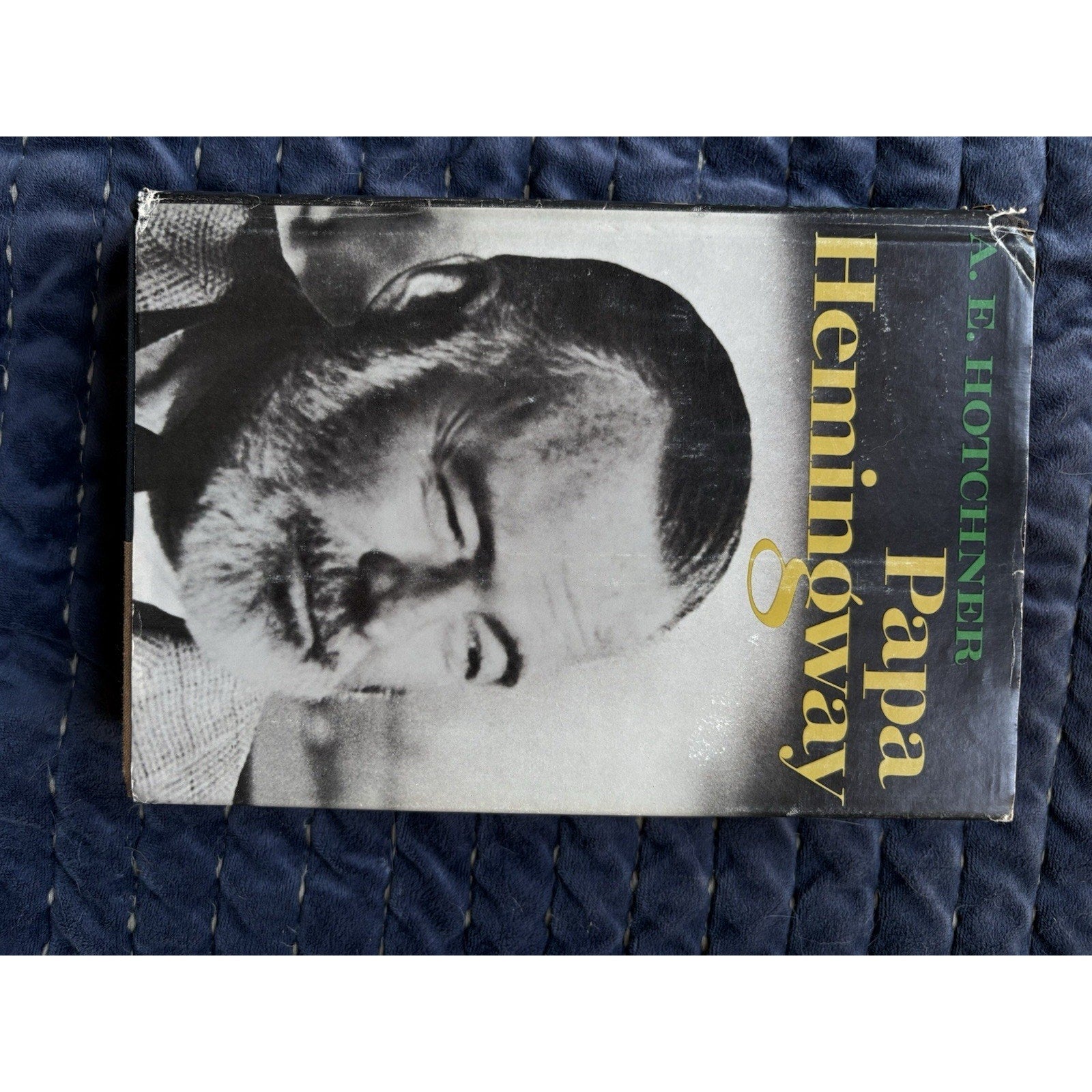 Papa Hemingway – A. E. Hotchner 1966 First Edition HC/DJ - Humphrey's Book Den